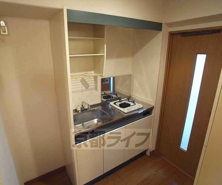 キッチン　１口コンロ付です。