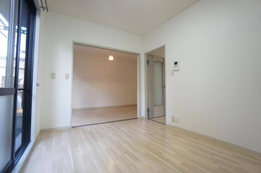 居室・リビング　リビング