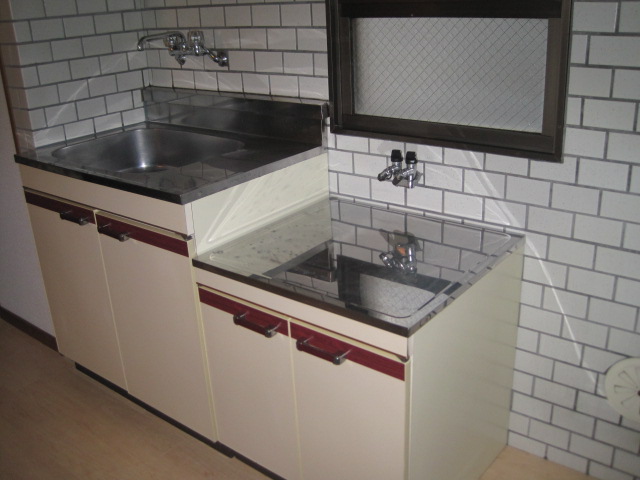 キッチン　※別のお部屋の写真です。現況を優先させていただきます。