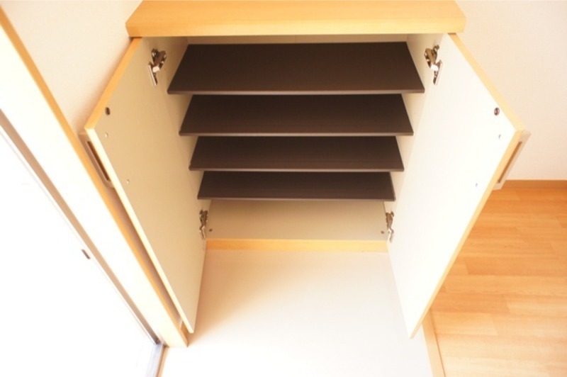 玄関　図面と現状に相違がある場合には現状を優先