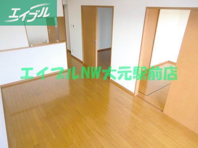 居室・リビング　リビング