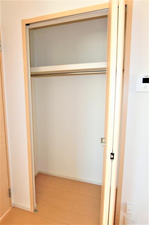 その他　同型物件の写真、配色に違いあり