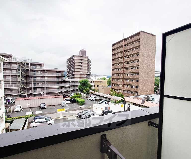 眺望　閑静な住宅街です