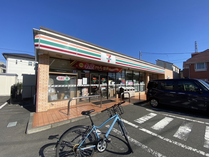 コンビニ　セブンイレブン（コンビニ）まで1000m