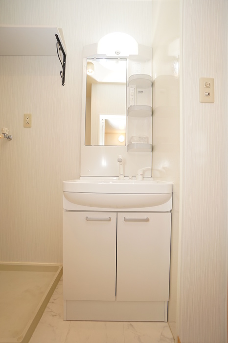 洗面設備　使いやすい洗面所です