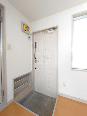 玄関　プラムヒルハイツ