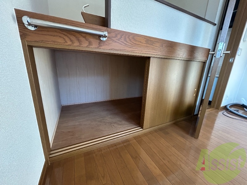 収納　収納スペースがございました。整理整頓を心がけましょう。