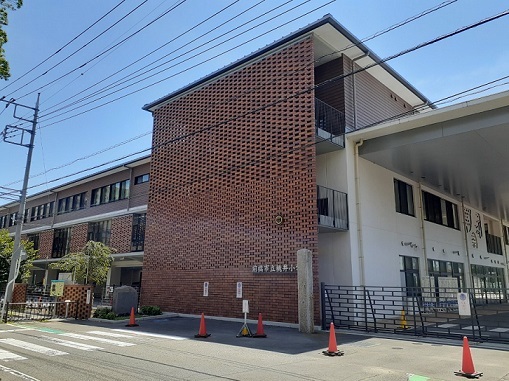 小学校　前橋市立桃井小学校（小学校）まで800m