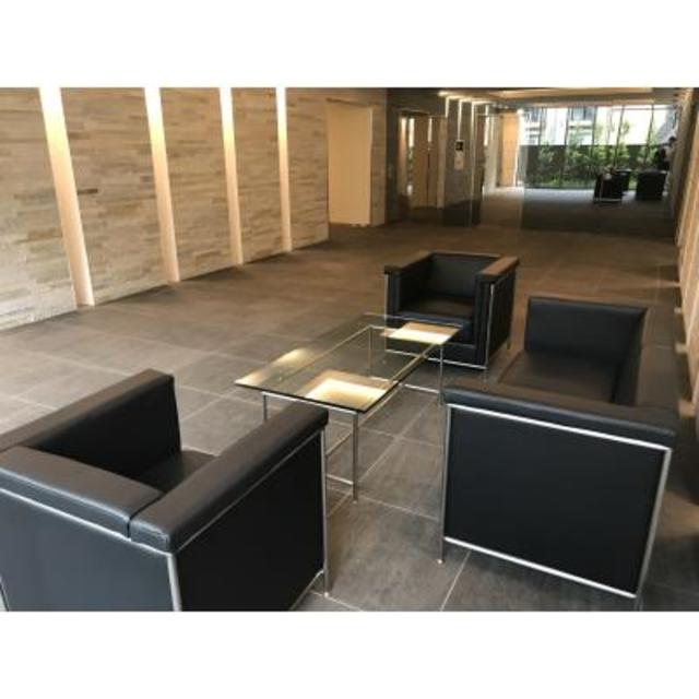 エントランス　建物の内部です