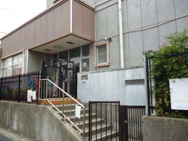 幼稚園・保育園　稲荷木保育園（幼稚園・保育園）まで70m