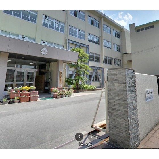 小学校　福岡市立三筑小学校（小学校）まで201m