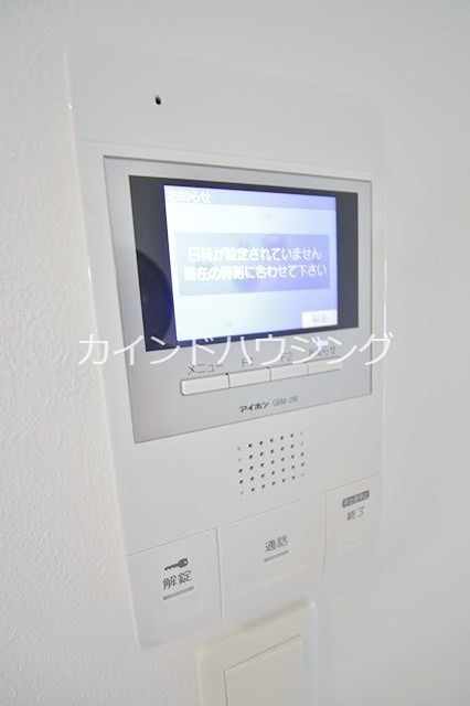 セキュリティ　モニター付きインターホン