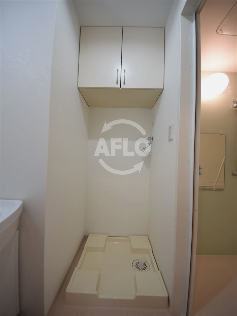 洗面設備　COCORO-WEST　室内洗濯機置き場