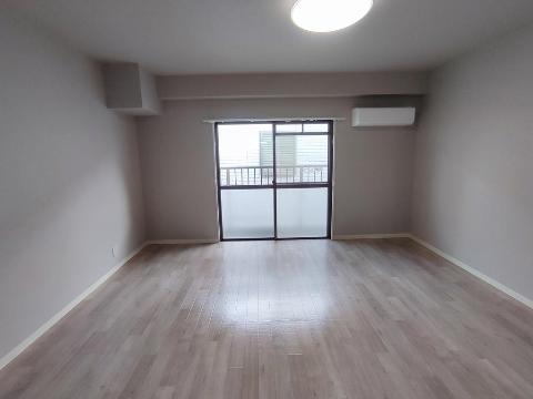 居室・リビング　室内（イメージ）