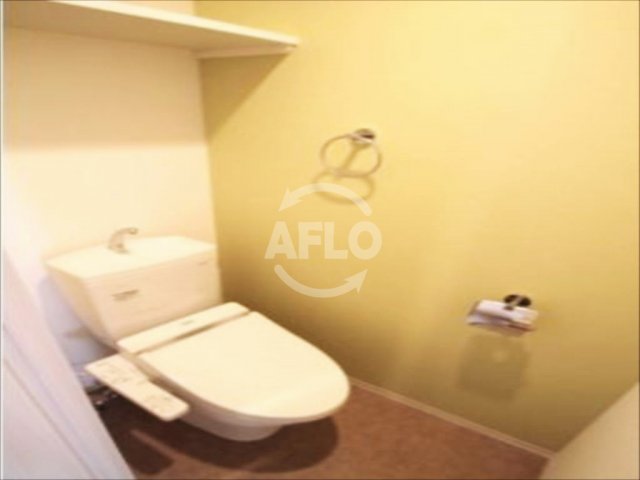 トイレ　ファーストフィオーレ心斎橋イースト　トイレ