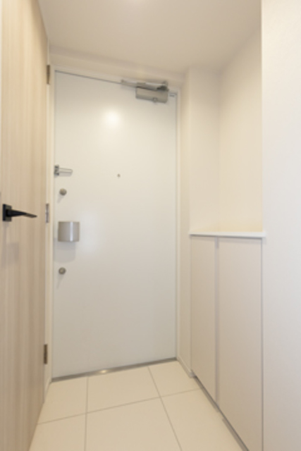 玄関　※写真は同タイプ住戸です。