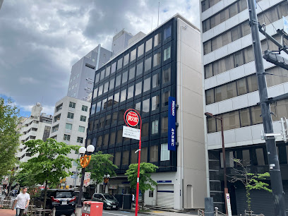 銀行　みずほ銀行新橋中央支店（銀行）まで234m