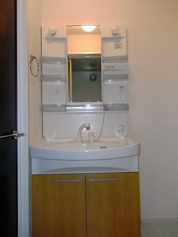 洗面設備　シャンプードレッサー