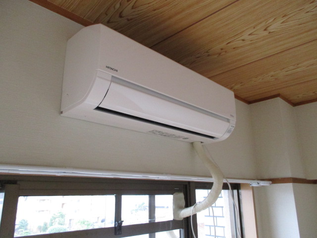 その他設備　エアコン1台設備。