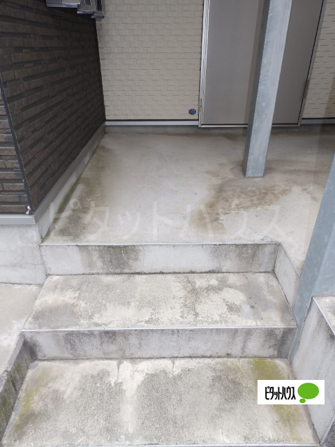 エントランス　建物入口