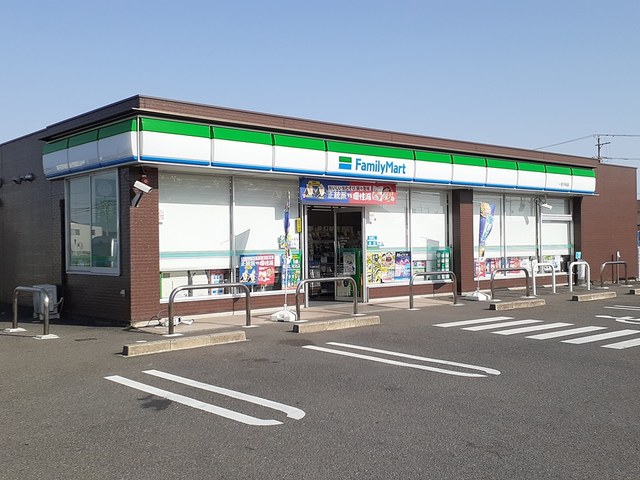 コンビニ　ファミリーマート　千秋店（コンビニ）まで650m