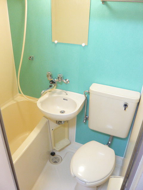 バス・シャワールーム　【コーポ入江Ａ】