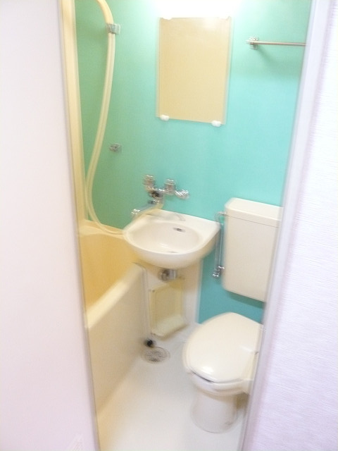 バス・シャワールーム　【コーポ入江Ａ】