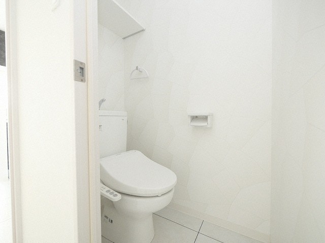 トイレ　ウォシュレット付きトイレです♪