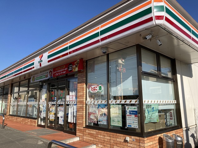 コンビニ　セブンイレブン（コンビニ）まで408m