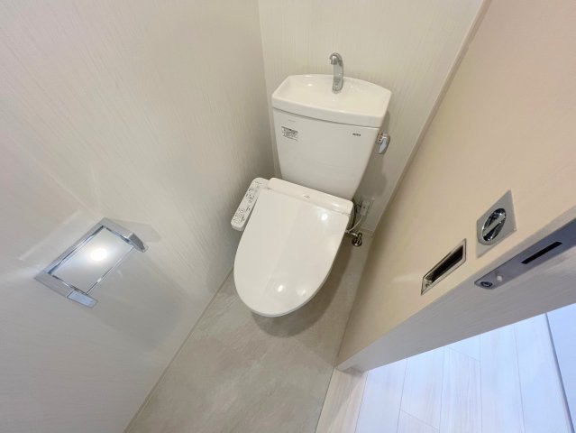 トイレ　綺麗なトイレにはウォシュレット標準装備です。