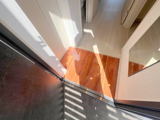 玄関　素敵な玄関は毎朝あなたを元気に送りだしてくれますよ。