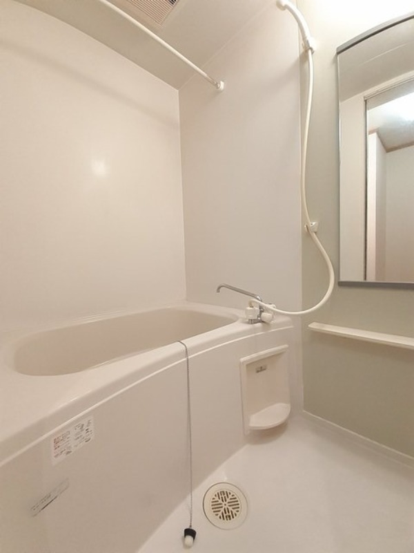 バス・シャワールーム　図面と現状に相違がある場合には現状を優先