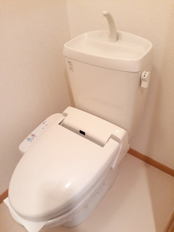 トイレ　図面と現状に相違がある場合には現状を優先