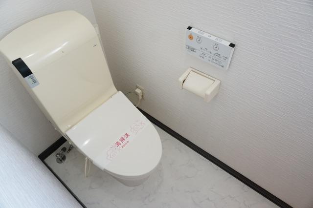 トイレ　トイレ