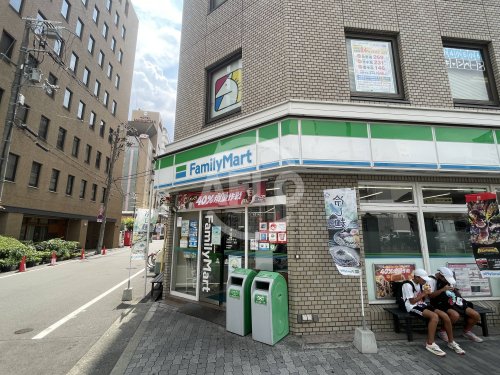 コンビニ　ファミリーマート 新北野一丁目店（コンビニ）まで20m