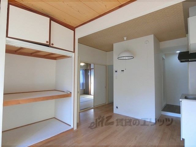 居室・リビング　リビング