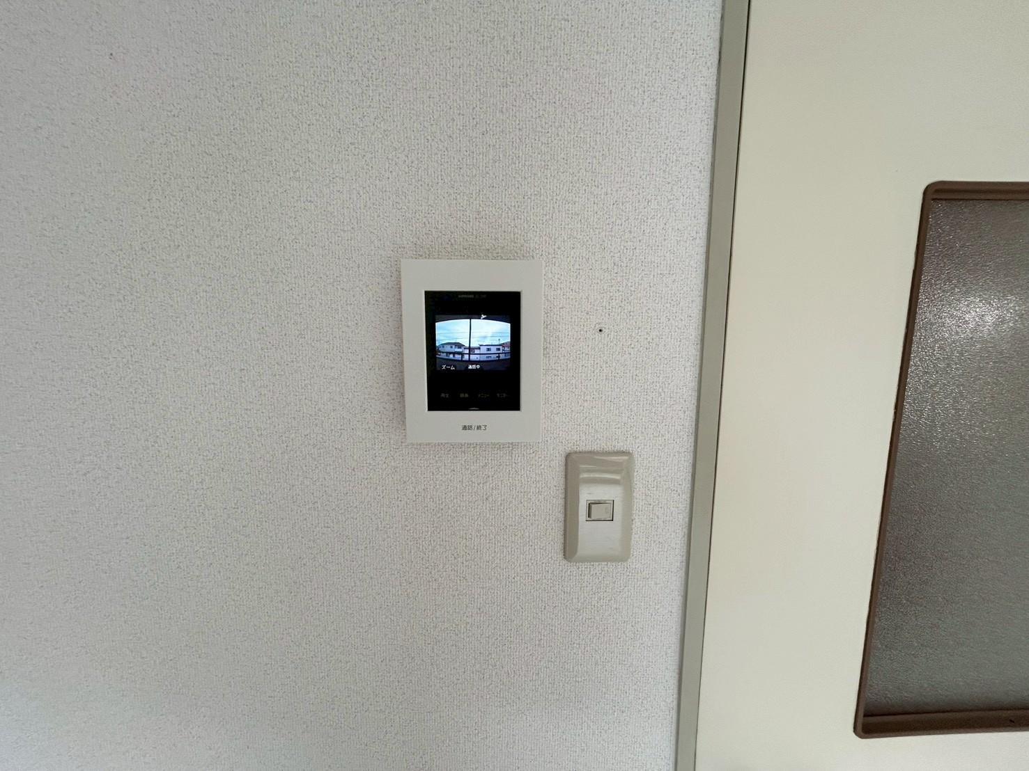 セキュリティ　来訪者を確認出来るTVモニターホン付きです