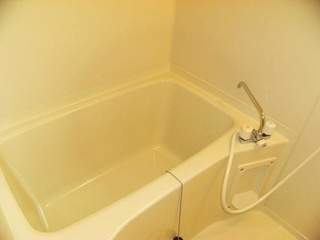 バス・シャワールーム　きれいなお風呂です