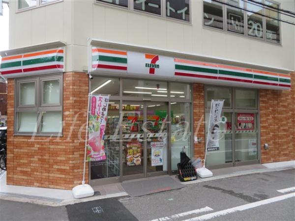 コンビニ　セブンイレブン（コンビニ）まで10m