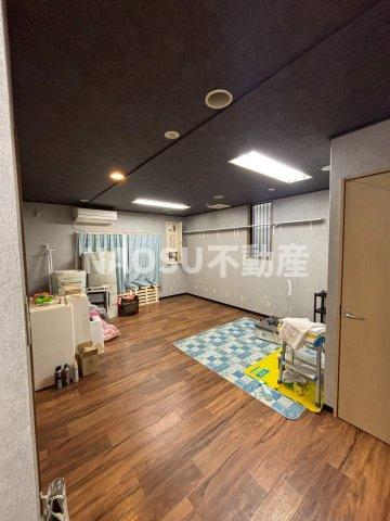 ロビー　建物の内部です