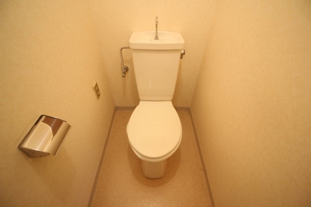 トイレ　※別部屋写真