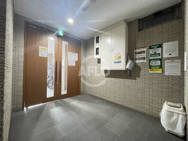 ロビー　アルバス弁天町　ロビー