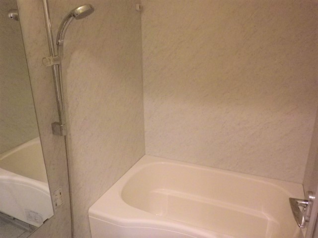 バス・シャワールーム　バストイレ別☆浴室乾燥機☆