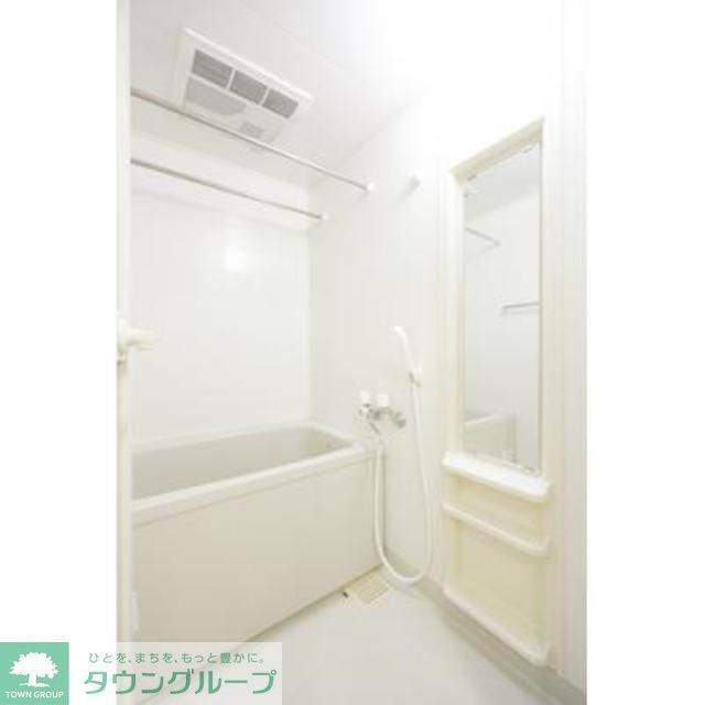 バス・シャワールーム　※写真は同タイプ住戸です。