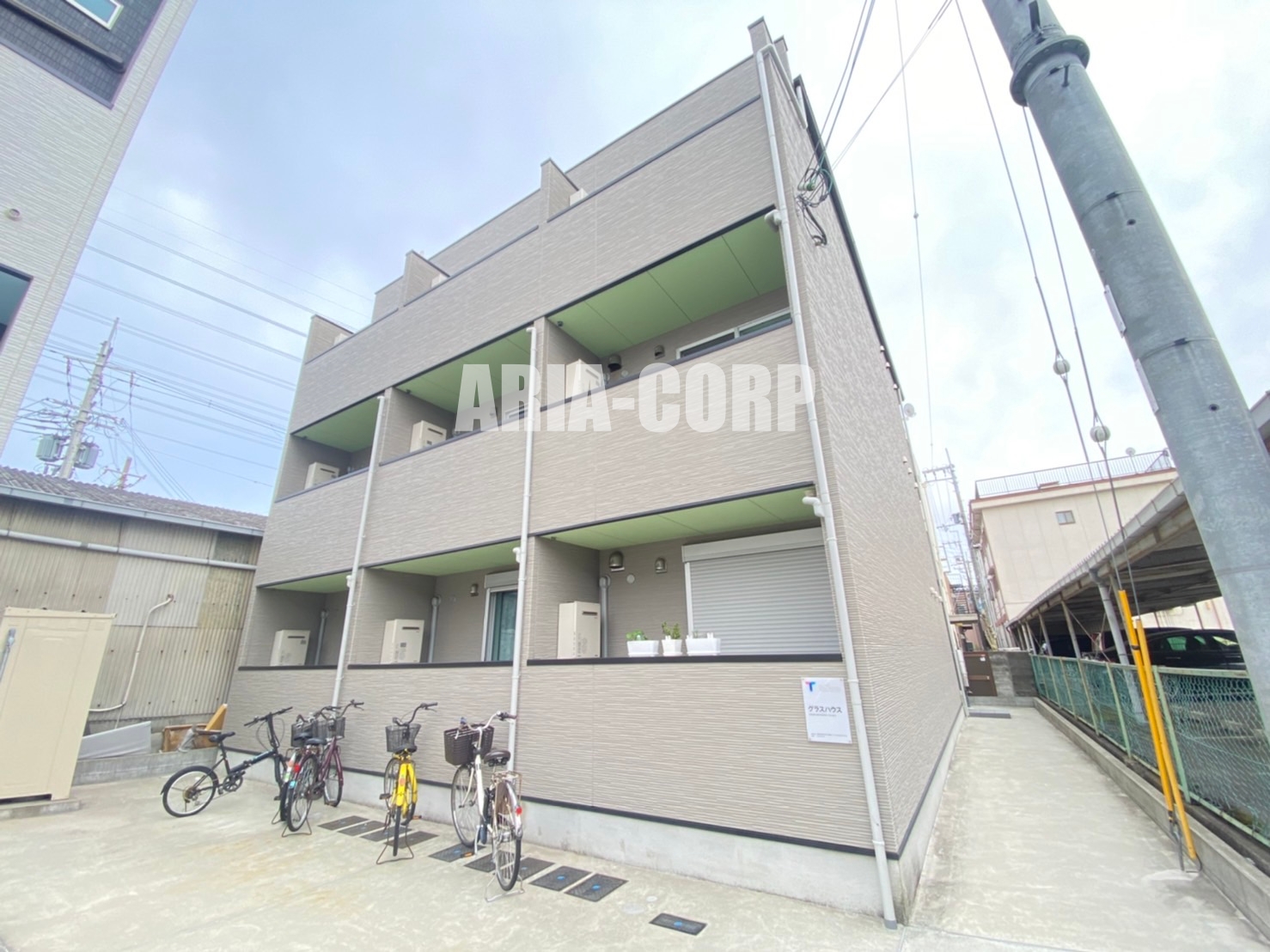 建物外観　2018年完成、大手ハウスメーカー施工デザイナーズアパート！