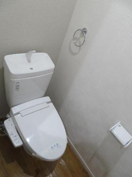 トイレ　シャワー付トイレ