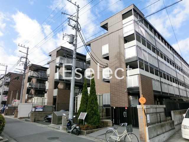 建物外観　家具家電付きのマンション