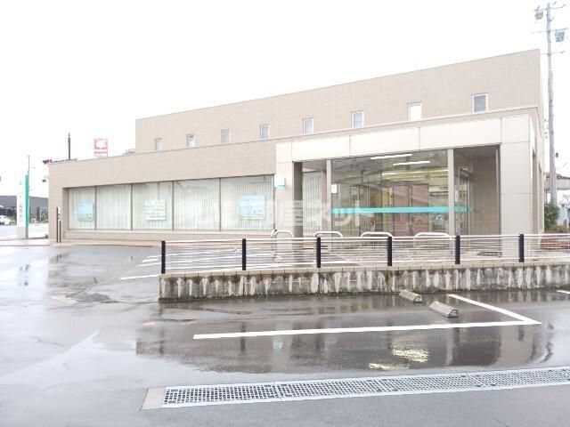 銀行　八十二長野銀行 川中島支店（銀行）まで526m