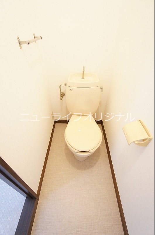 トイレ　※同建物別室参照、現況優先となります。