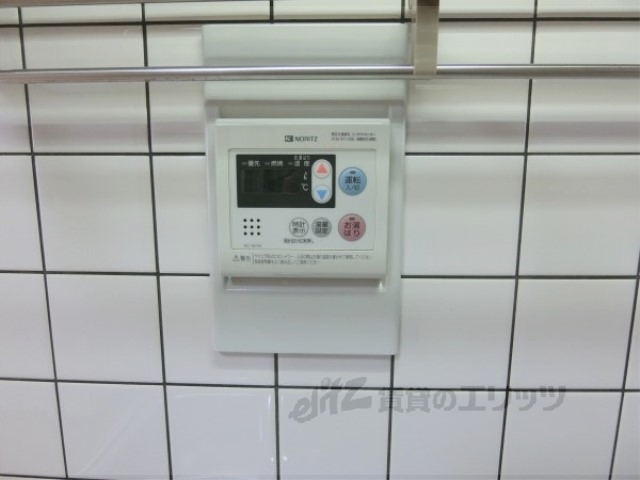 その他設備　給湯器リモコン